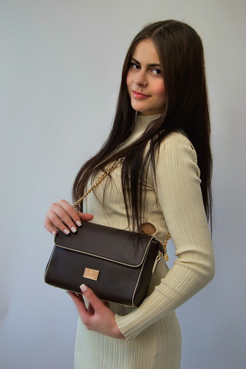 Toevoegen aan Wishlist Originele Aron Atelier damestas Pamela Originele Aron Atelier damestas Pamela